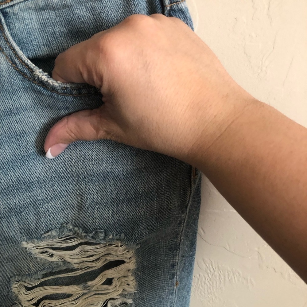 BDG Slim Boyfriend Distressed Denim Jeans - Picture 5 of 10